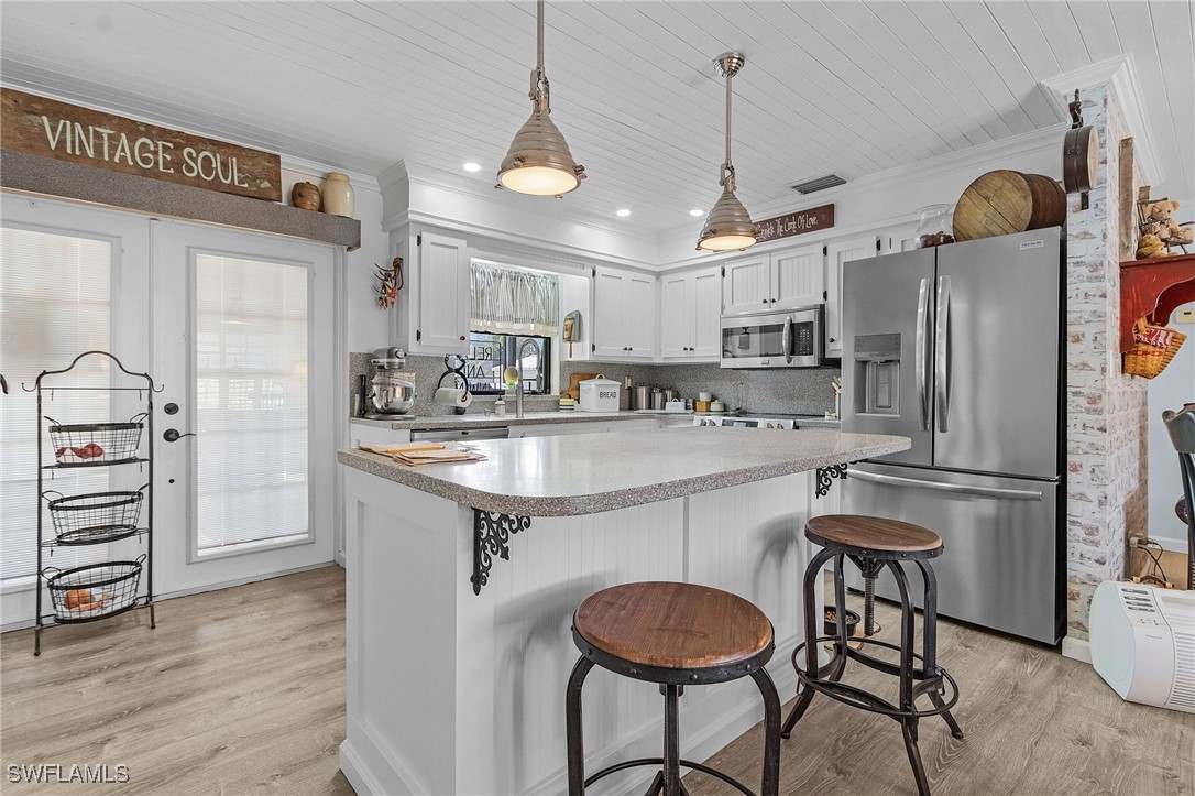 5848 Stringfellow Road St. James City, FL 33956 - Photo 17 of 44 Gallery Image 17