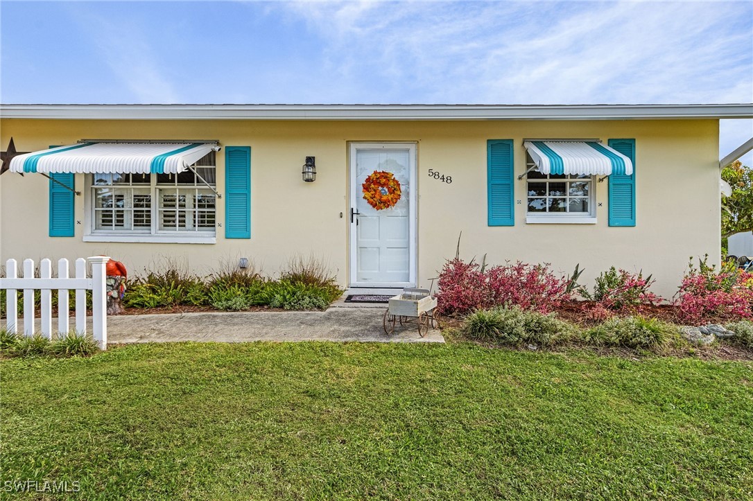 5848 Stringfellow Road St. James City, FL 33956 - Photo 8 of 44 Gallery Image 8