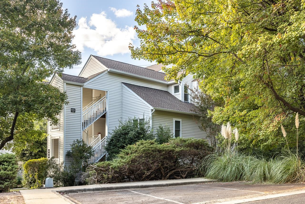 6151 Summer Pointe Place, Unit 101 Raleigh, NC 27606 - Photo 2 of 20 Photo 2