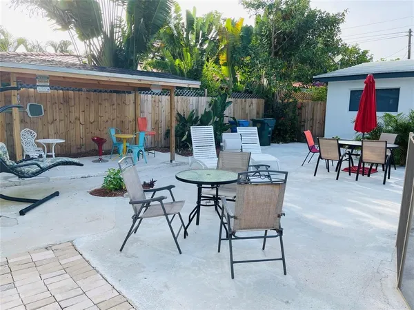 $1,850 | 684 Northeast 37th Street, Unit 3, Fort Lauderdale, FL 33334