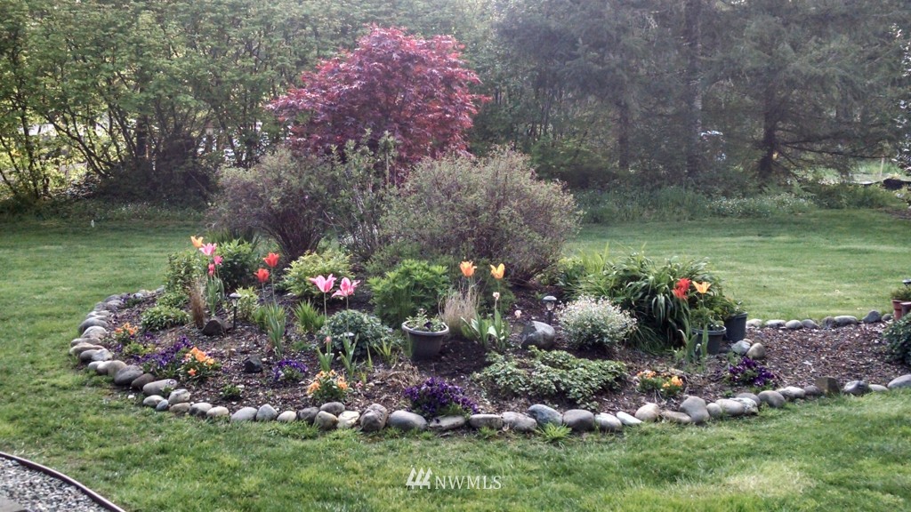 11812 Littlerock Road Southwest Olympia, WA 98512 - Photo 3 of 25 Gallery Image 3