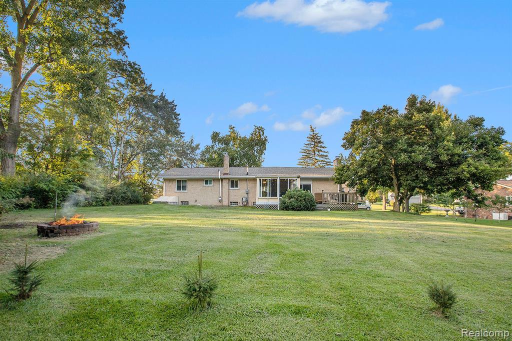 8500 Lee Road Brighton, MI 48116 - Photo 19 of 21