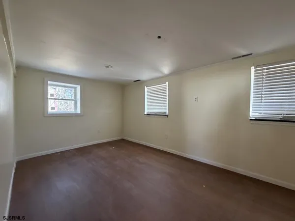 $3,700 | 322 West Nicholson Road, Mount Ephraim, NJ 08059