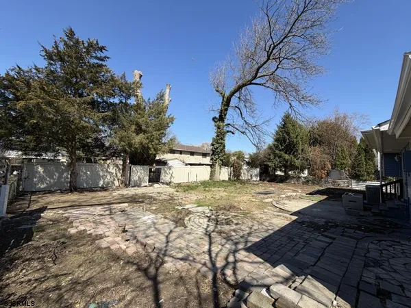$3,700 | 322 West Nicholson Road, Mount Ephraim, NJ 08059