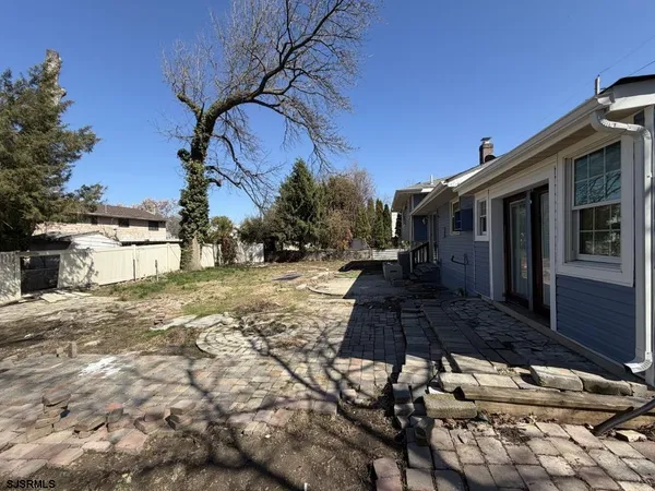 $3,700 | 322 West Nicholson Road, Mount Ephraim, NJ 08059