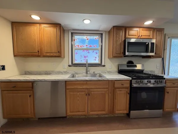 $3,700 | 322 West Nicholson Road, Mount Ephraim, NJ 08059