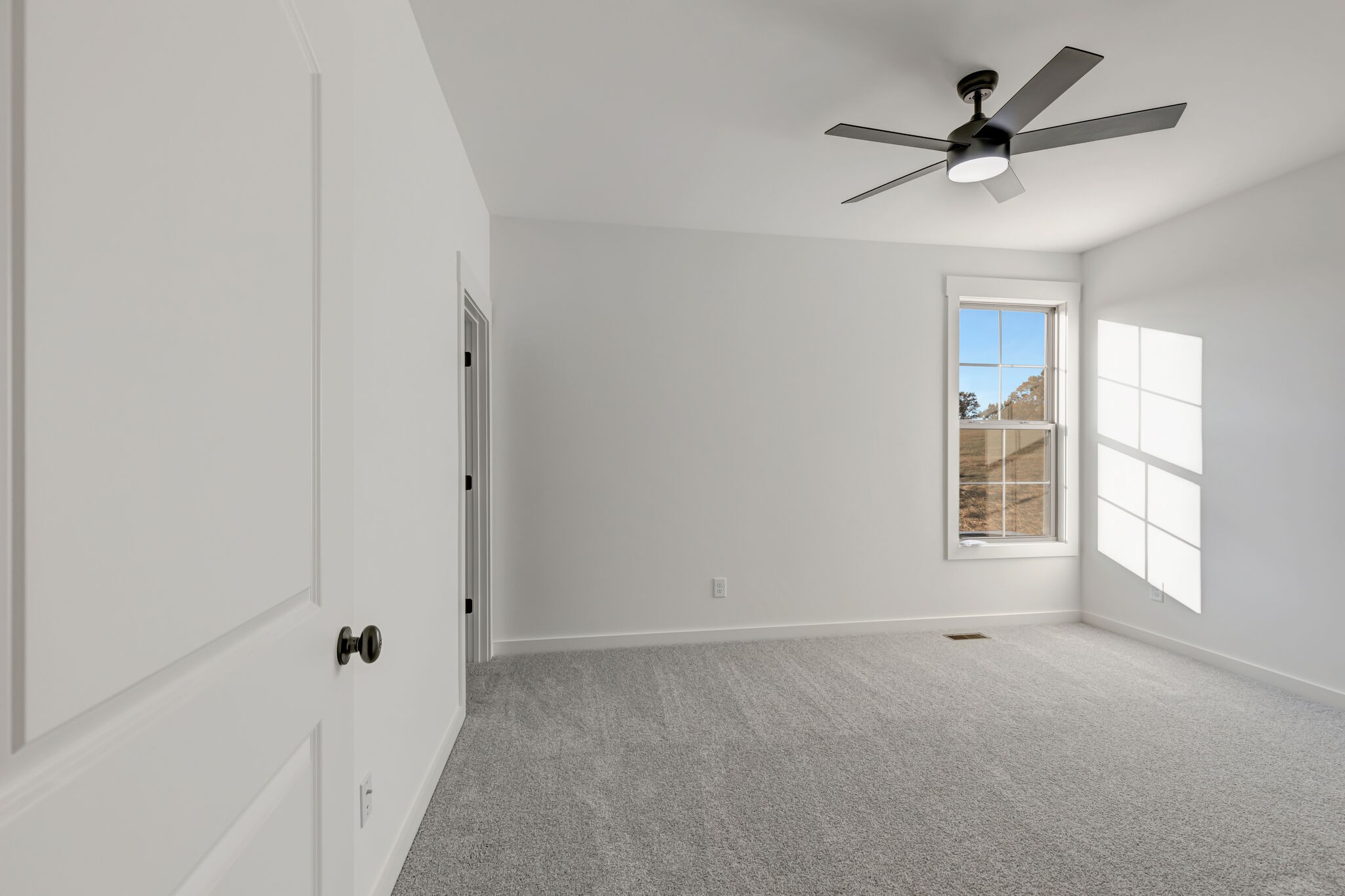 1 Hunter Bills Road Lewisburg, TN 37091 - Photo 31 of 48 a view of an empty room with a window