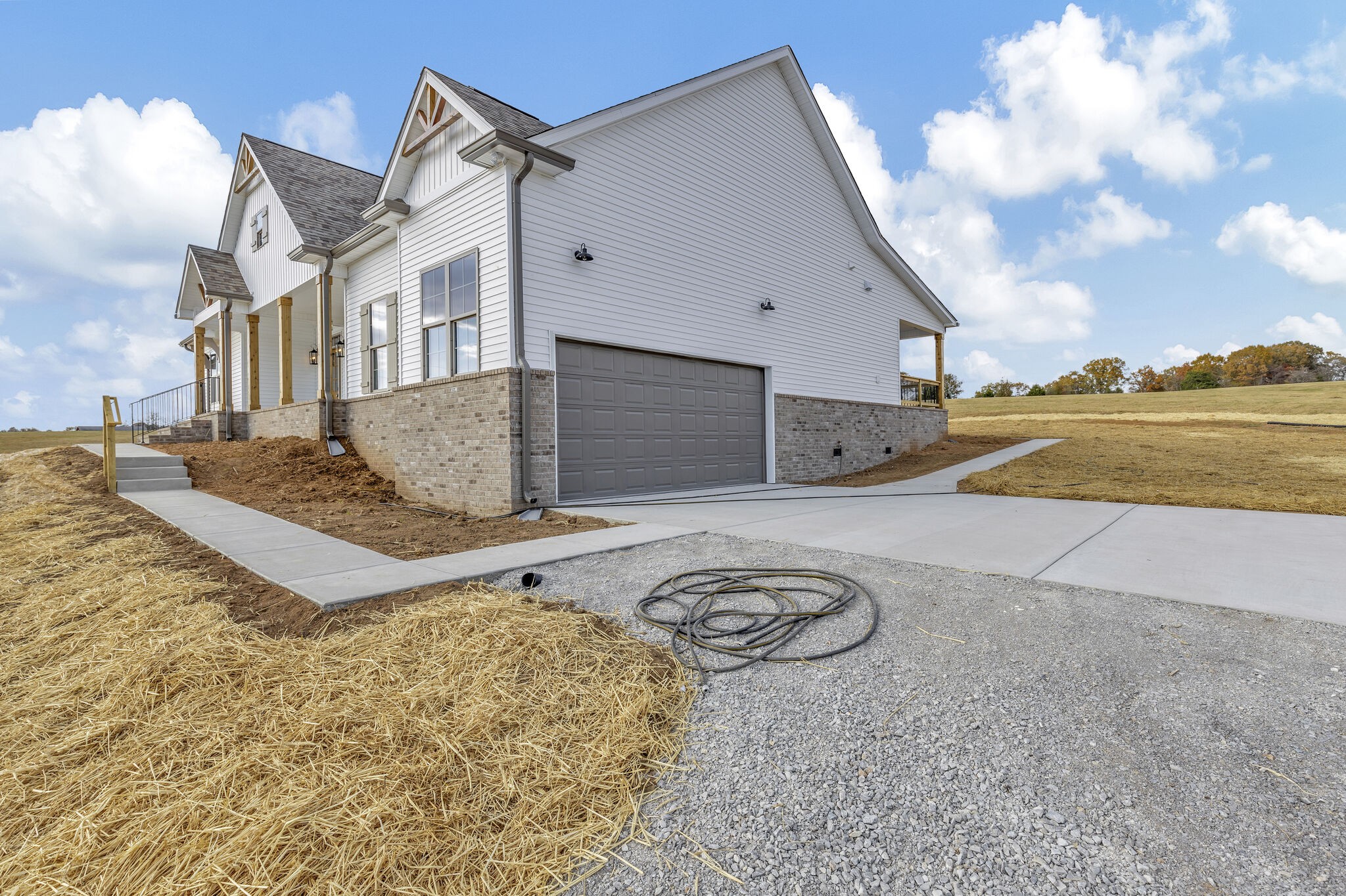 1 Hunter Bills Road Lewisburg, TN 37091 - Photo 4 of 48 a view of a house with a snow