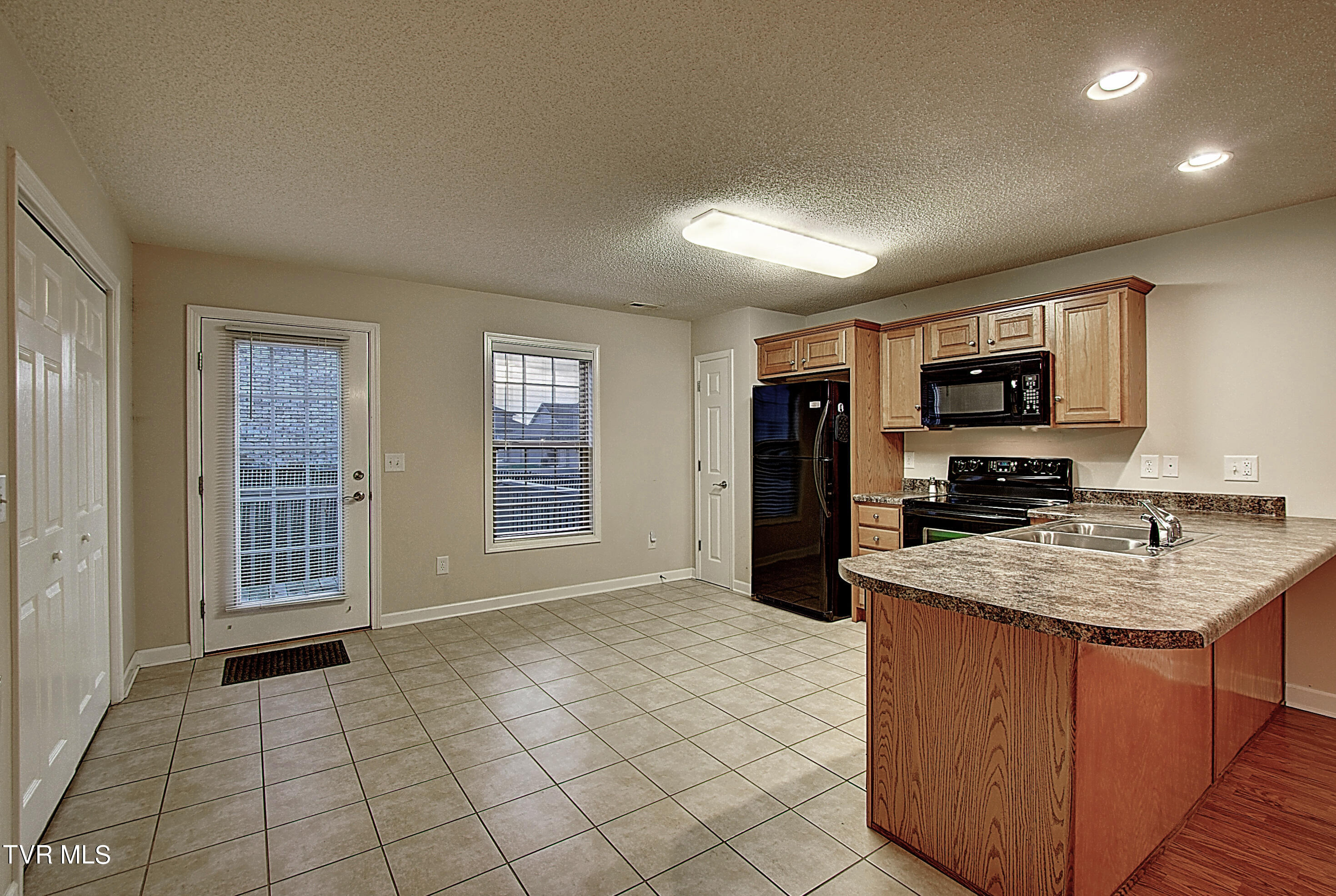 563 Boring Chapel Road, Unit 9 Johnson City, TN 37615 - Photo 13 of 28 13