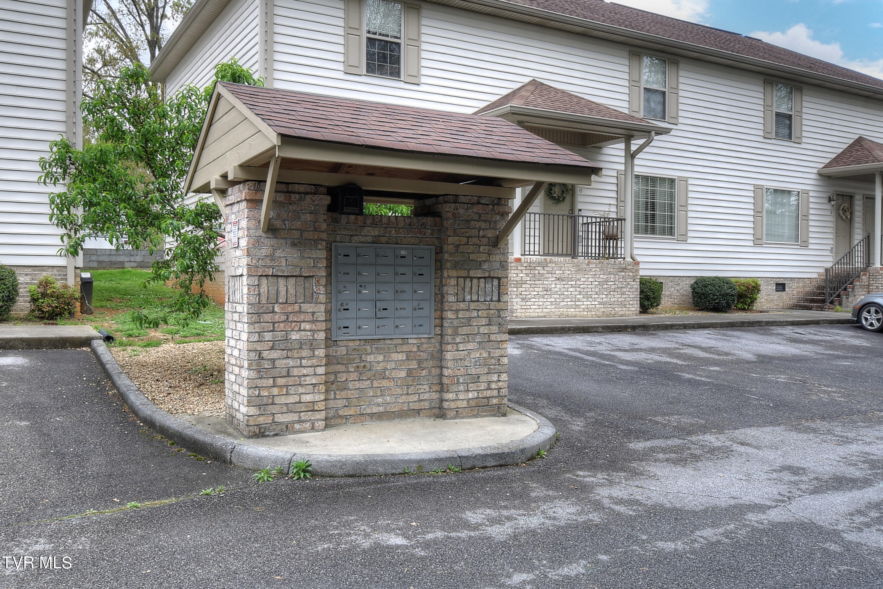 563 Boring Chapel Road, Unit 9 Johnson City, TN 37615 - Photo 28 of 28 DSC_0121_2_3_4_5_6
