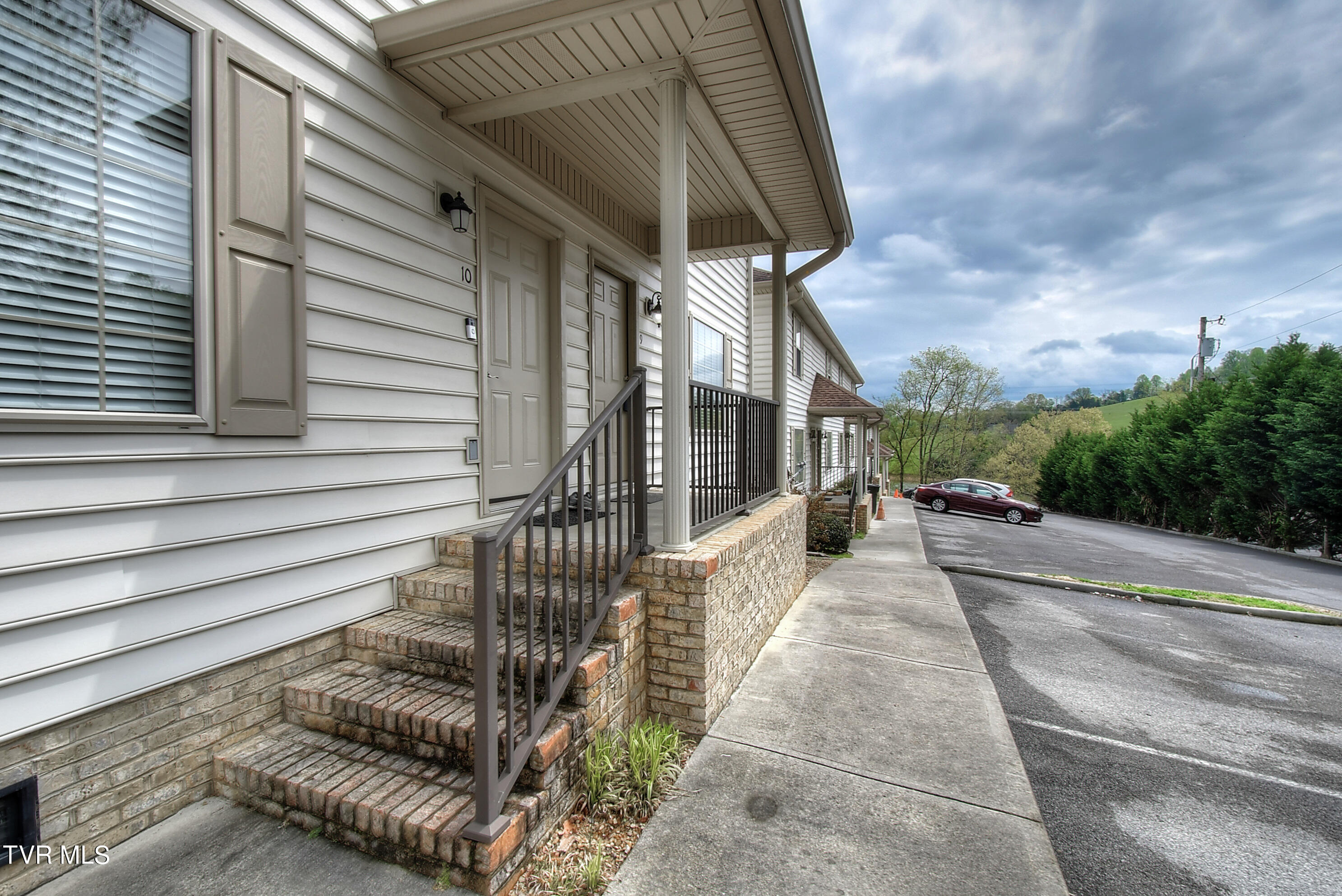563 Boring Chapel Road, Unit 9 Johnson City, TN 37615 - Photo 5 of 28 5