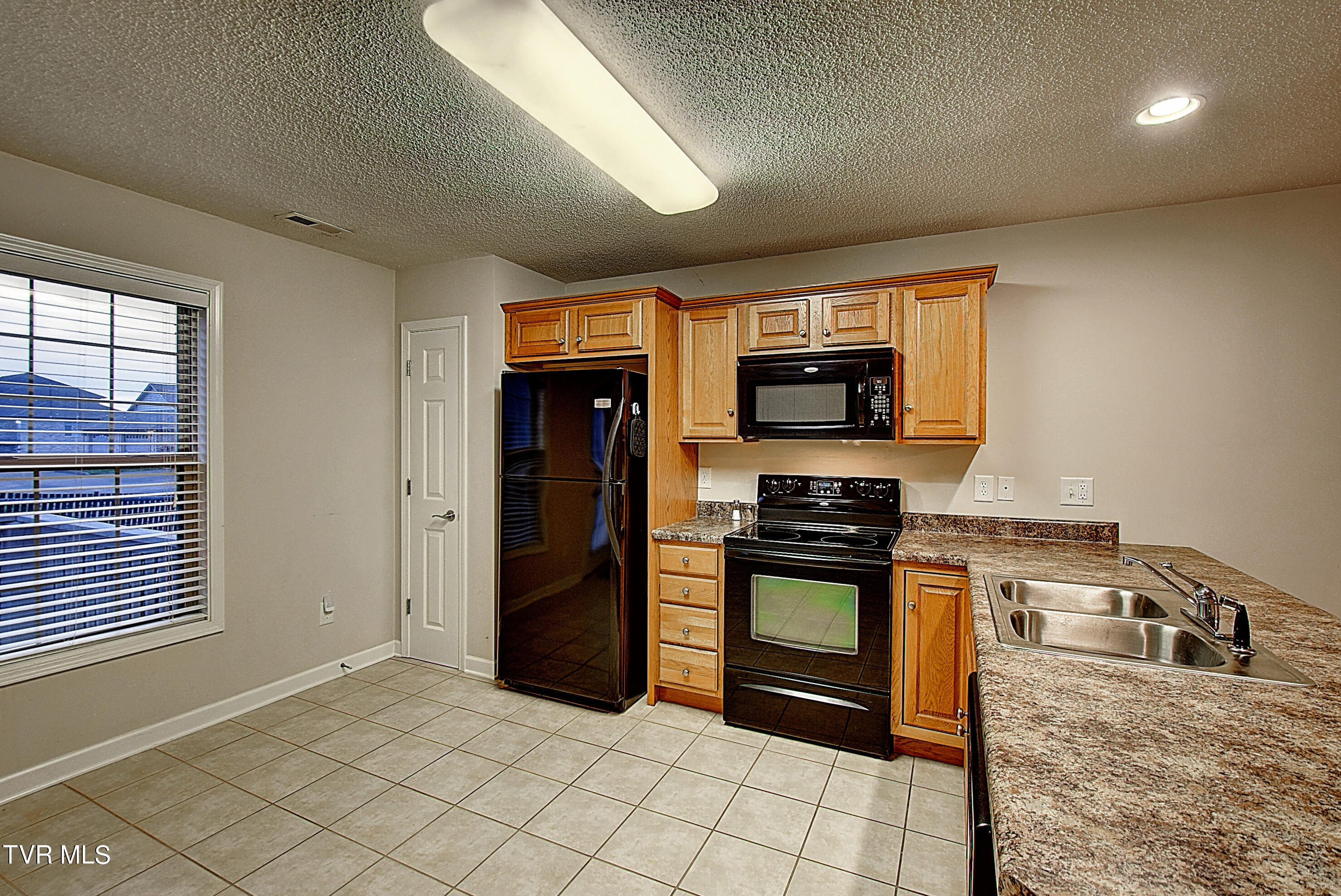 563 Boring Chapel Road, Unit 9 Johnson City, TN 37615 - Photo 10 of 28 10