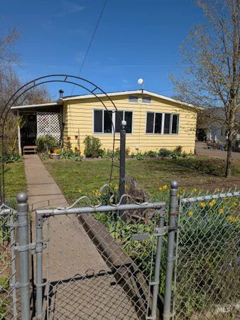 $245,000 | 824 Nickle Street, Kamiah, ID 83536