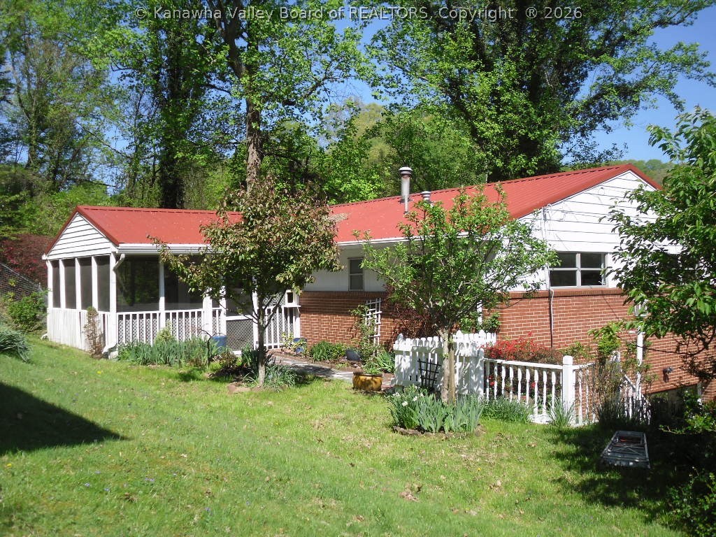 100 Pine Manor Road Charleston, WV 25311 - Photo 2 of 26 Gallery Image 2