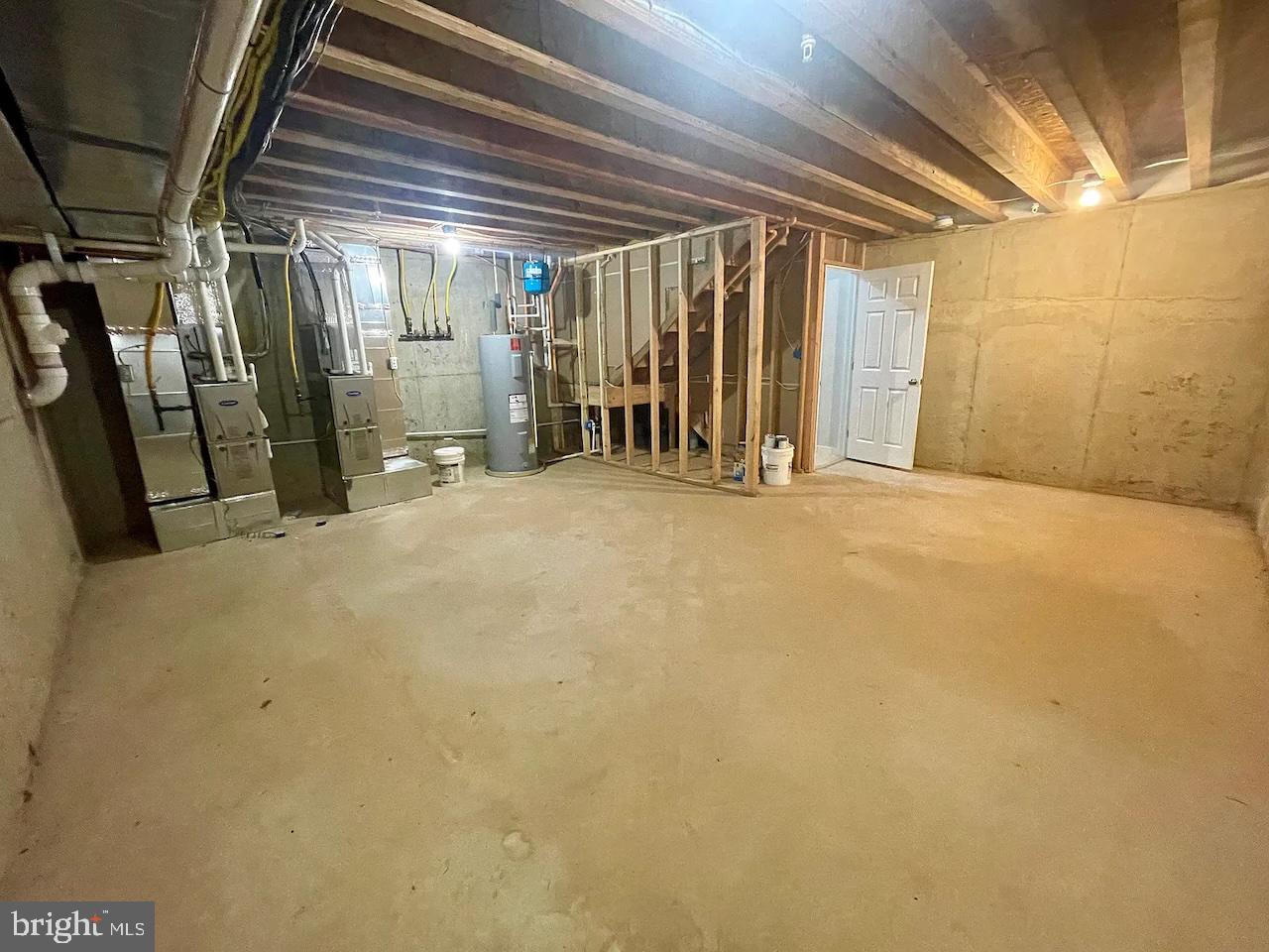 8618 Jones Mill Road Chevy Chase, MD 20815 - Photo 56 of 59 a view of an empty room
