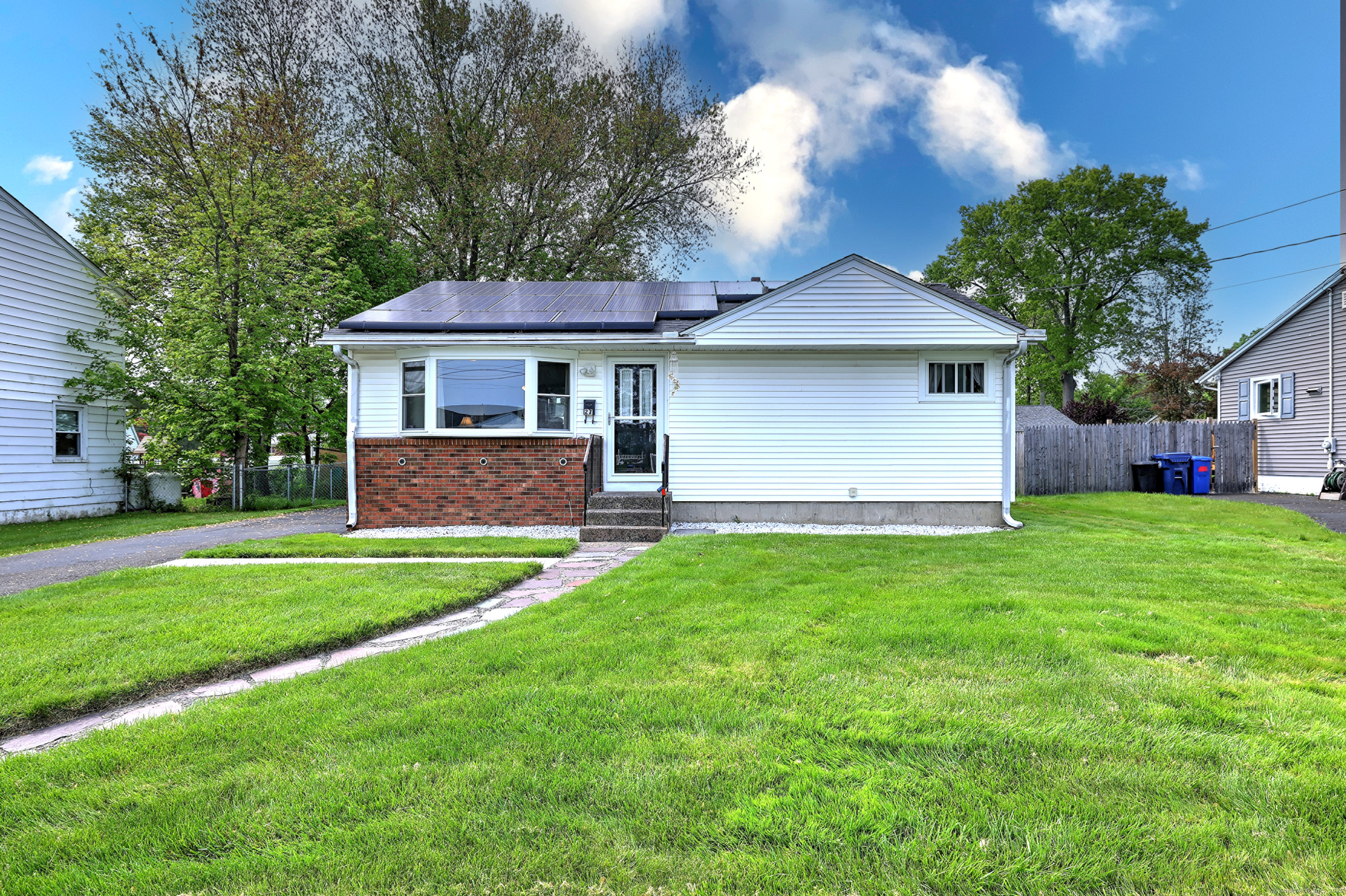 27 Aircraft Road West Haven, CT 06516 - Photo 1 of 1 Gallery Image 1
