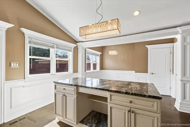 $369,000 | 4325 Adeline Drive, Oak Lawn, IL 60453