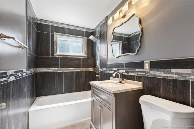 $369,000 | 4325 Adeline Drive, Oak Lawn, IL 60453