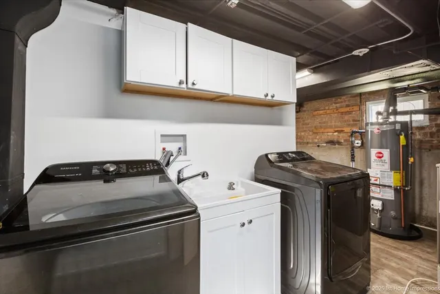 $369,000 | 4325 Adeline Drive, Oak Lawn, IL 60453