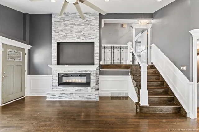 $369,000 | 4325 Adeline Drive, Oak Lawn, IL 60453