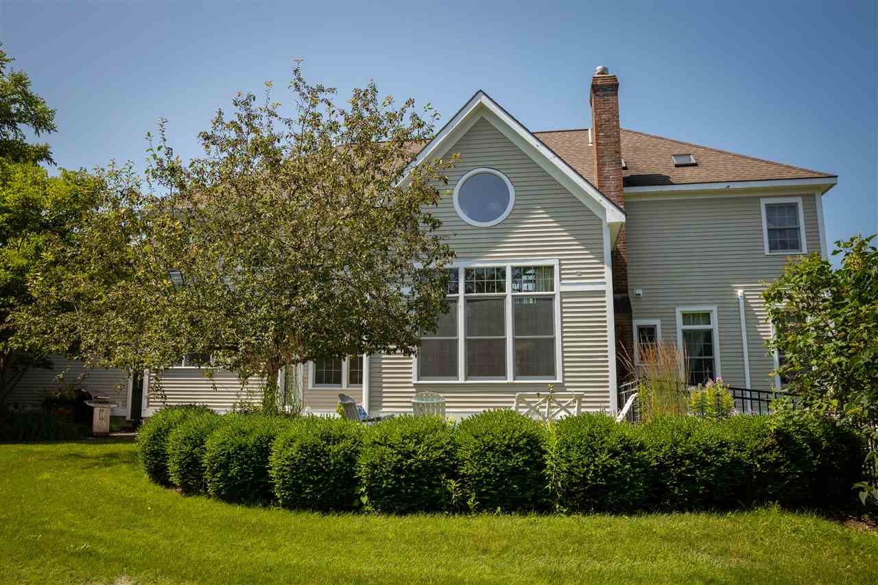 587 Ridgefield Road Shelburne, VT 05482 - Photo 4 of 35 Gallery Image 4