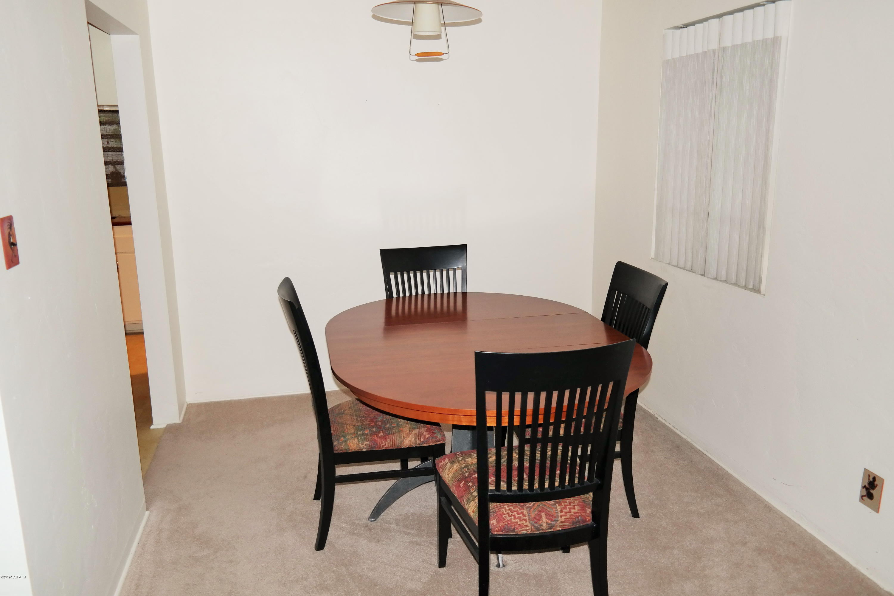 1120 East Ocotillo Road Phoenix, AZ 85020 - Photo 5 of 25 Dining Area