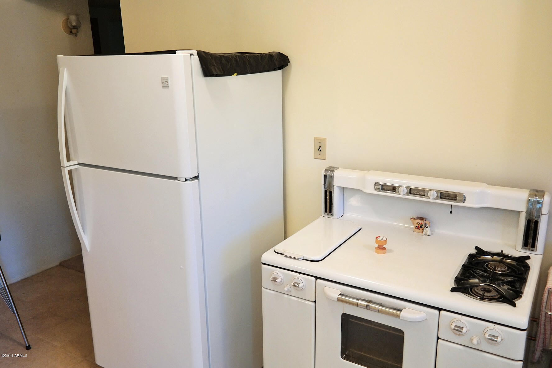 1120 East Ocotillo Road Phoenix, AZ 85020 - Photo 7 of 25 Kitchen Appliances