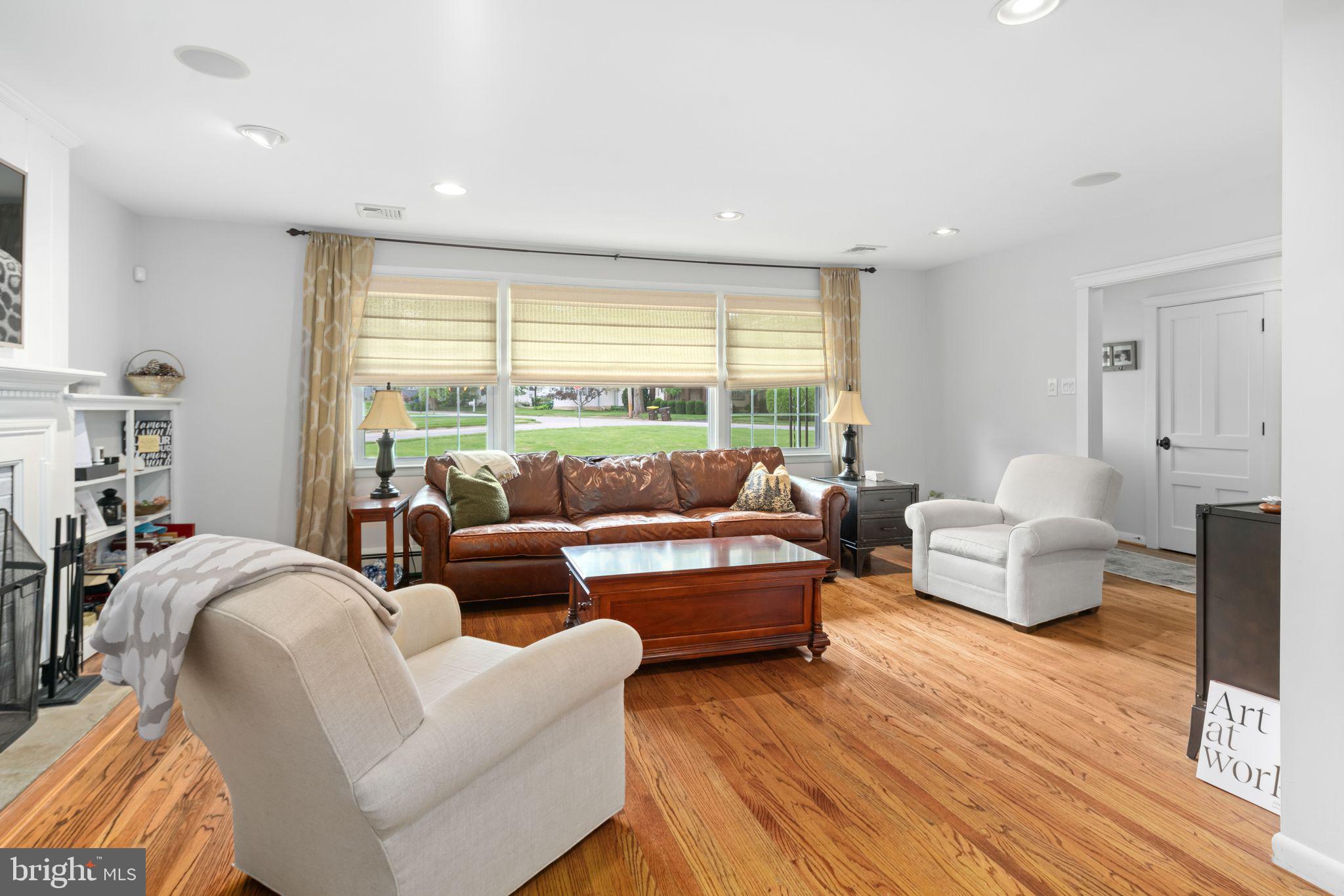 243 Yale Road Wayne, PA 19087 - Photo 4 of 27