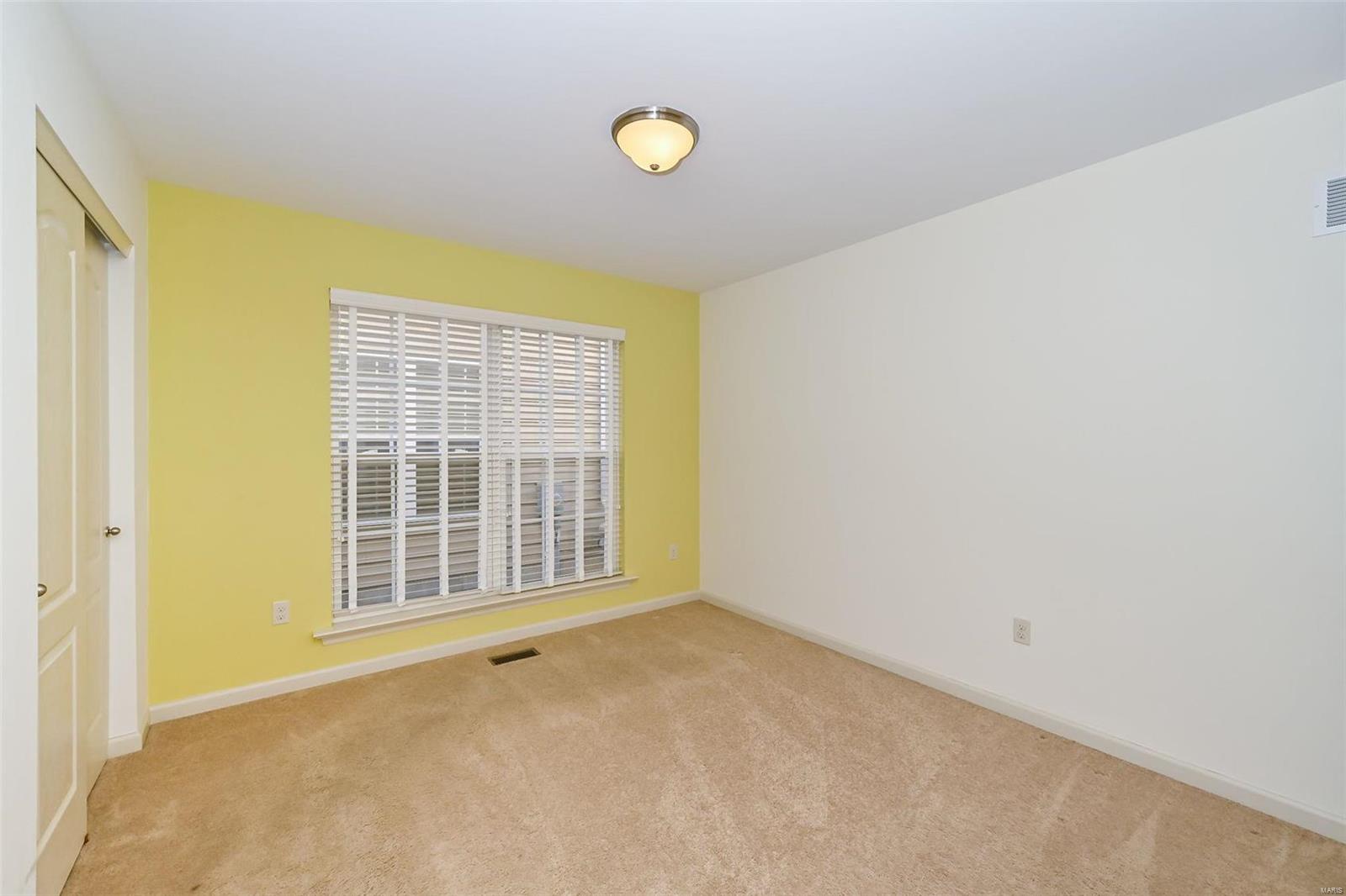 224 Coachgate Lane Ballwin, MO 63021 - Photo 14 of 18 Gallery Image 14