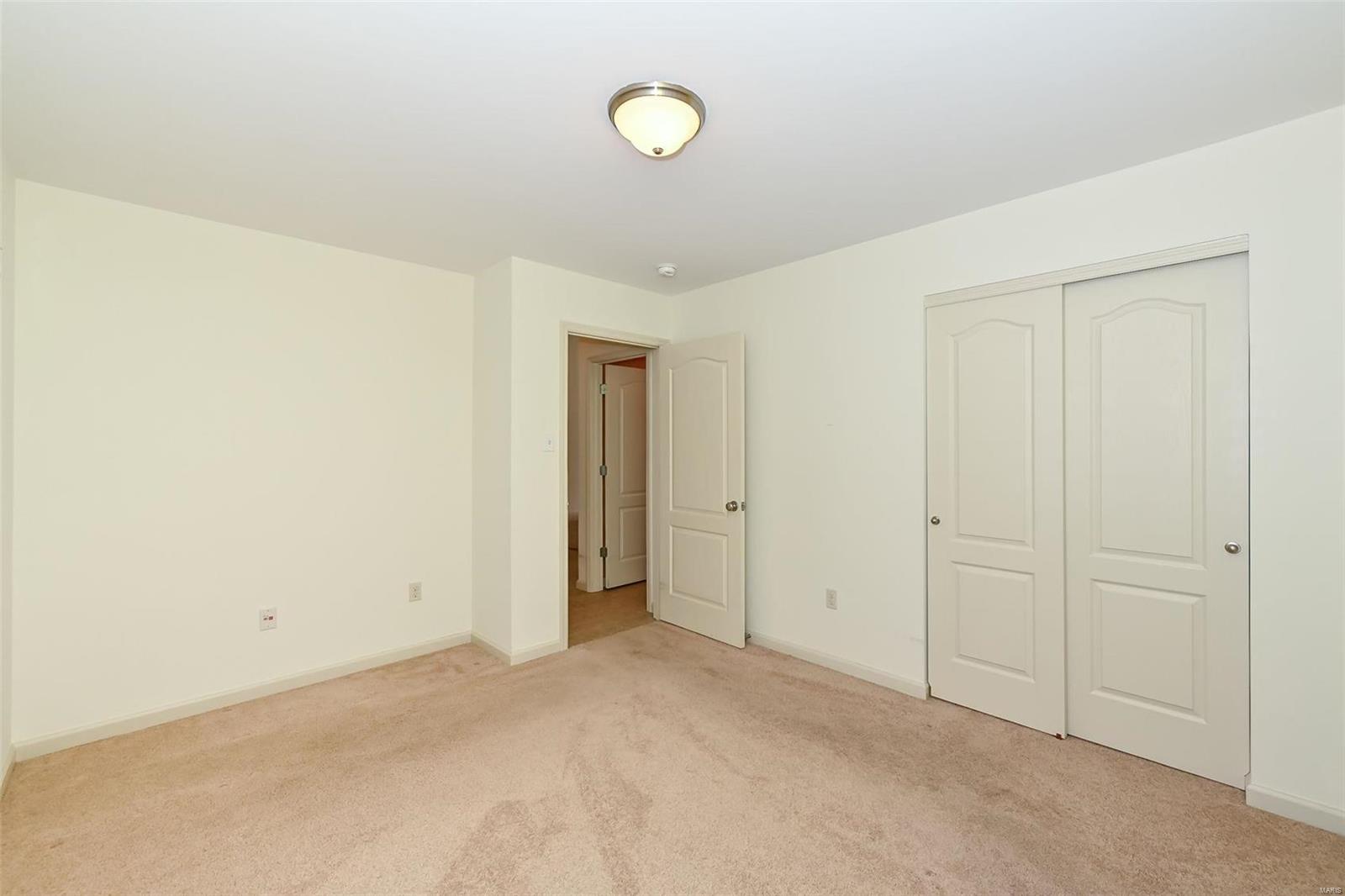 224 Coachgate Lane Ballwin, MO 63021 - Photo 15 of 18 Gallery Image 15