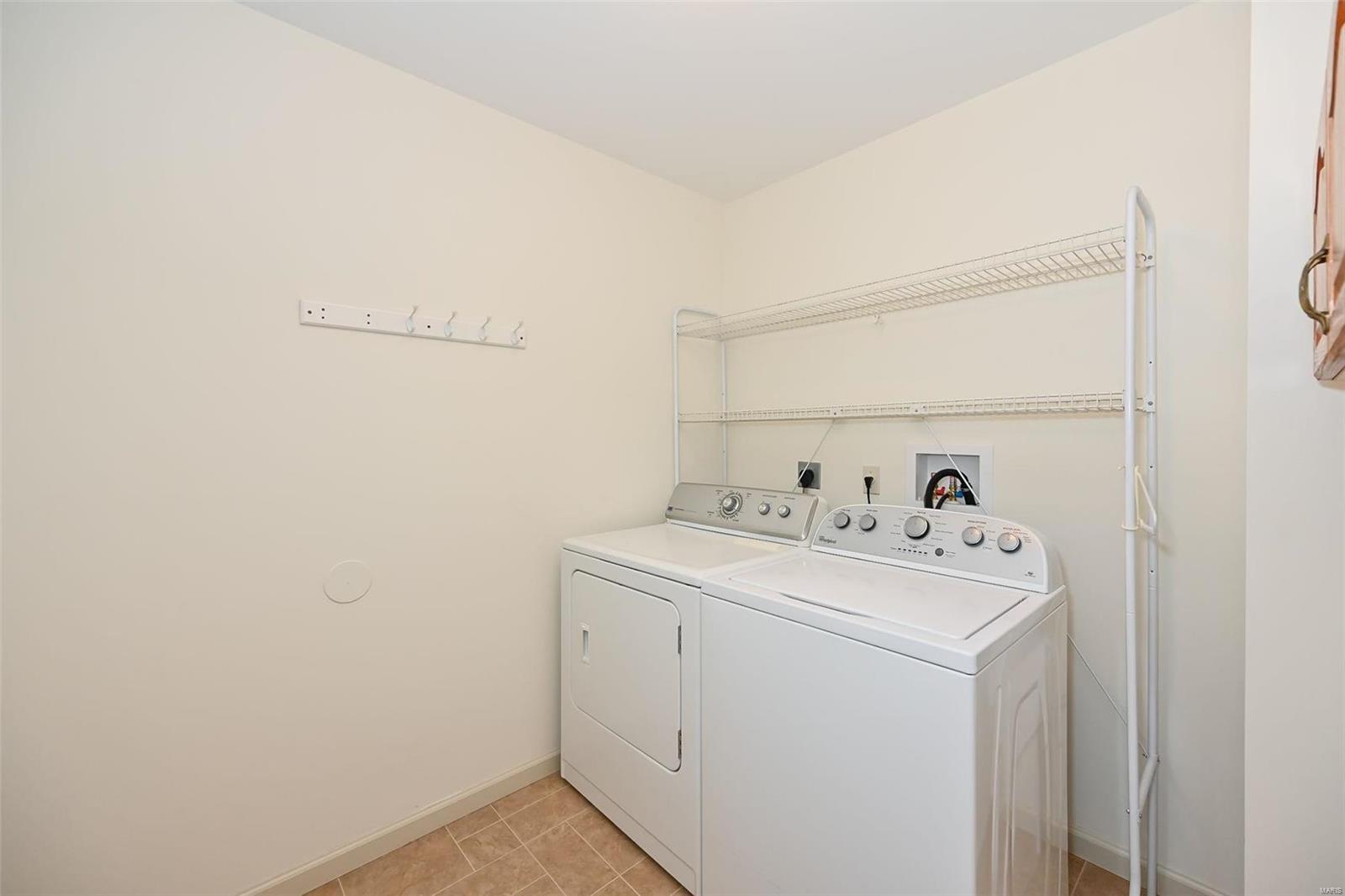 224 Coachgate Lane Ballwin, MO 63021 - Photo 17 of 18 Gallery Image 17