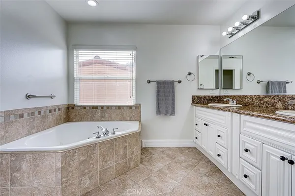 $4,100 | 4546 West 171st Street, Lawndale, CA 90260