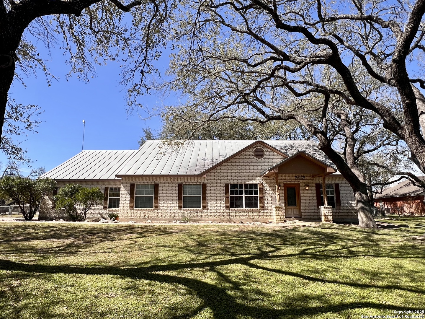 243 Hayden Road Pleasanton, TX 78064 - Photo 1 of 1 Gallery Image 1