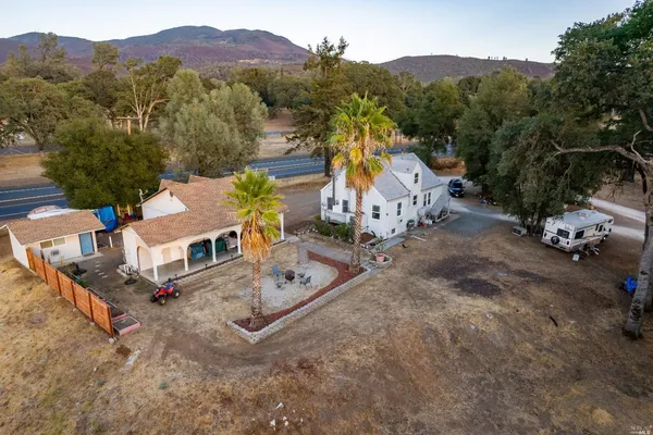 $925,000 | 5880-5860 Live Oak Drive, Kelseyville, CA 95451