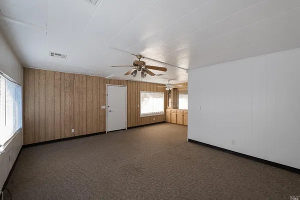 $925,000 | 5880-5860 Live Oak Drive, Kelseyville, CA 95451