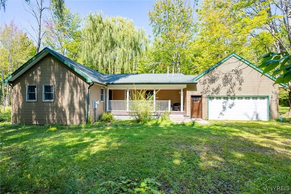 $280,000 | 598 Adams Avenue, Evans, NY 14006