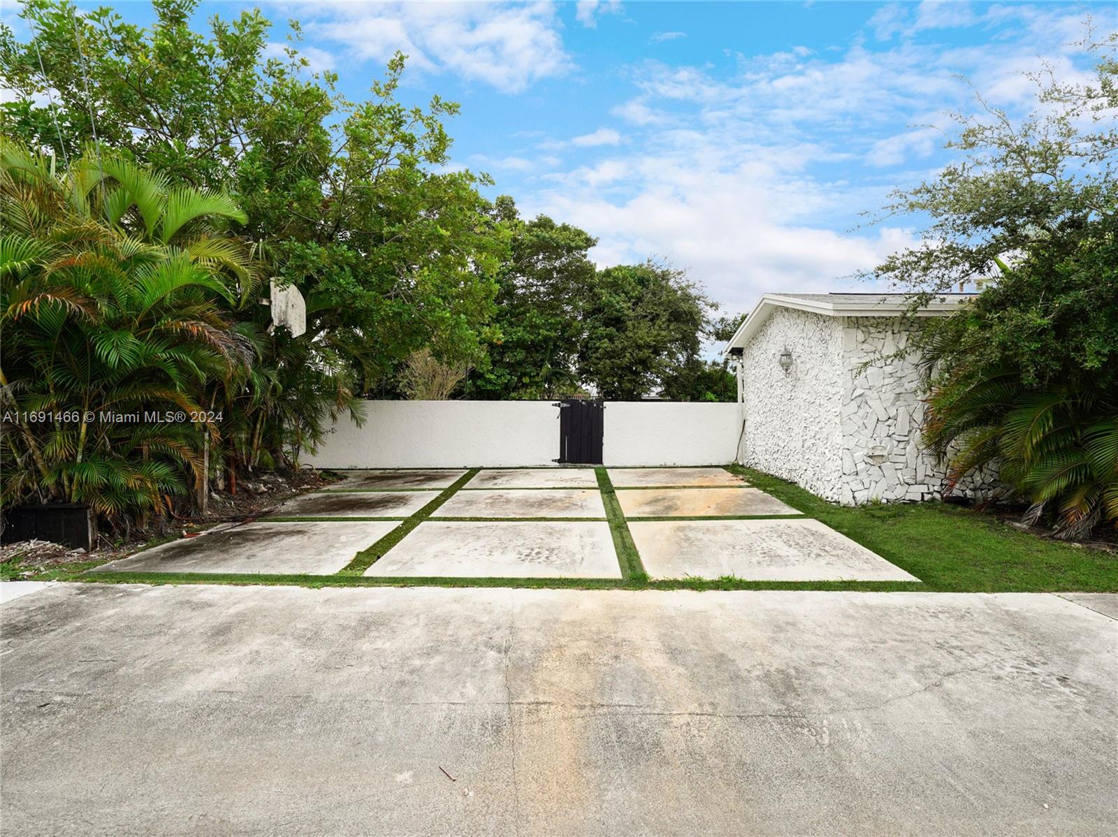 5000 Grant Street Hollywood, FL 33021 - Photo 53 of 74