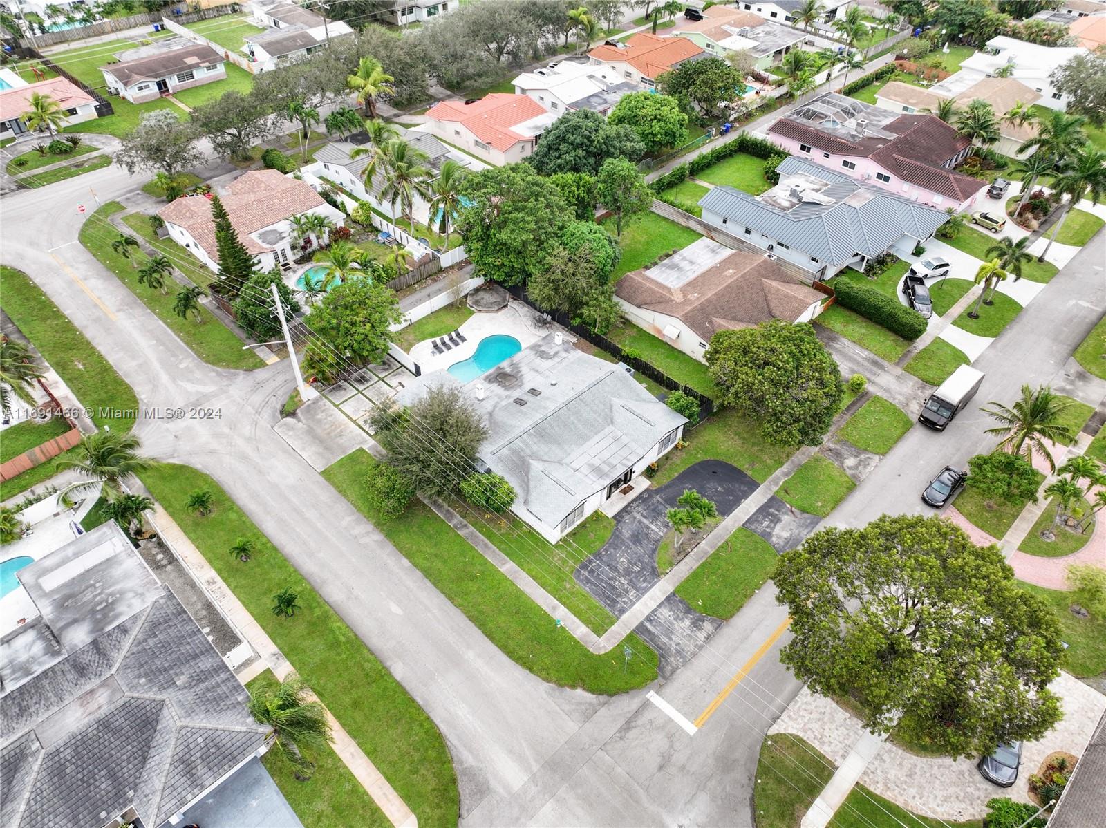 5000 Grant Street Hollywood, FL 33021 - Photo 69 of 74