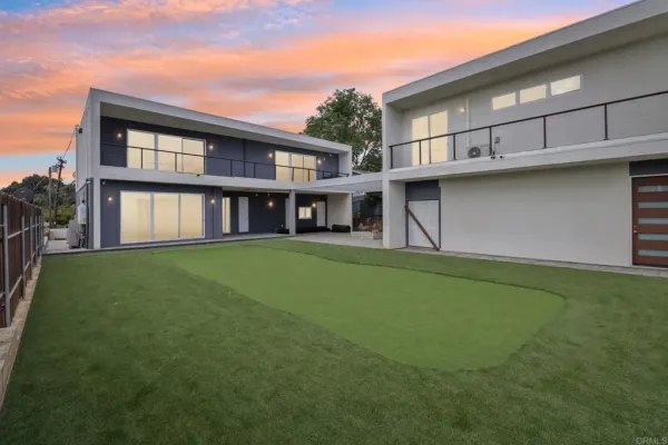 $2,299,000 | 139 Almond Street, Unit 41, Fallbrook, CA 92028