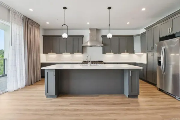 $2,299,000 | 139 Almond Street, Unit 41, Fallbrook, CA 92028