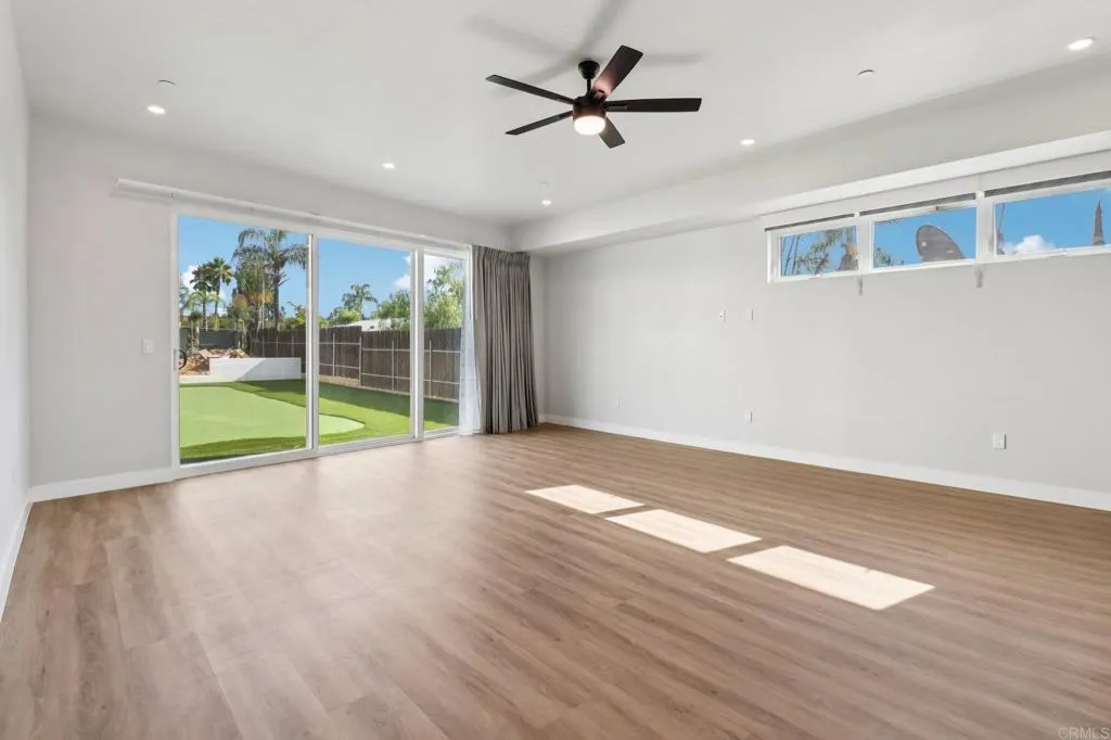 139 Almond Street, Unit 41 Fallbrook, CA 92028 - Photo 2 of 35