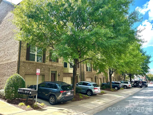 a car parked in front of a building