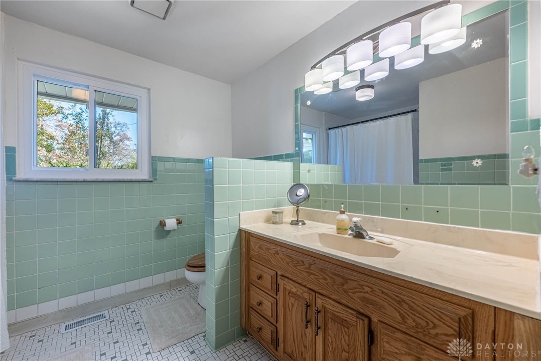 7368 San Fernando Road Huber Heights, OH 45424 - Photo 17 of 39