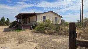 5008 North Joe Hines Road Willcox, AZ 85643 - Photo 3 of 27 20260902164637282008000000