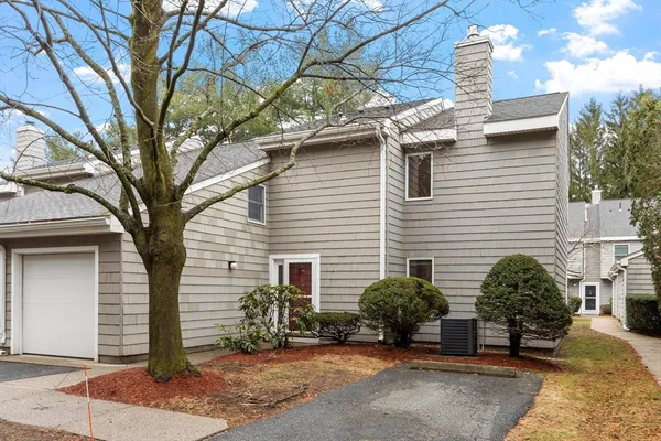 $749,900 | 171 Swanton Street, Unit 21, Winchester, MA 01890