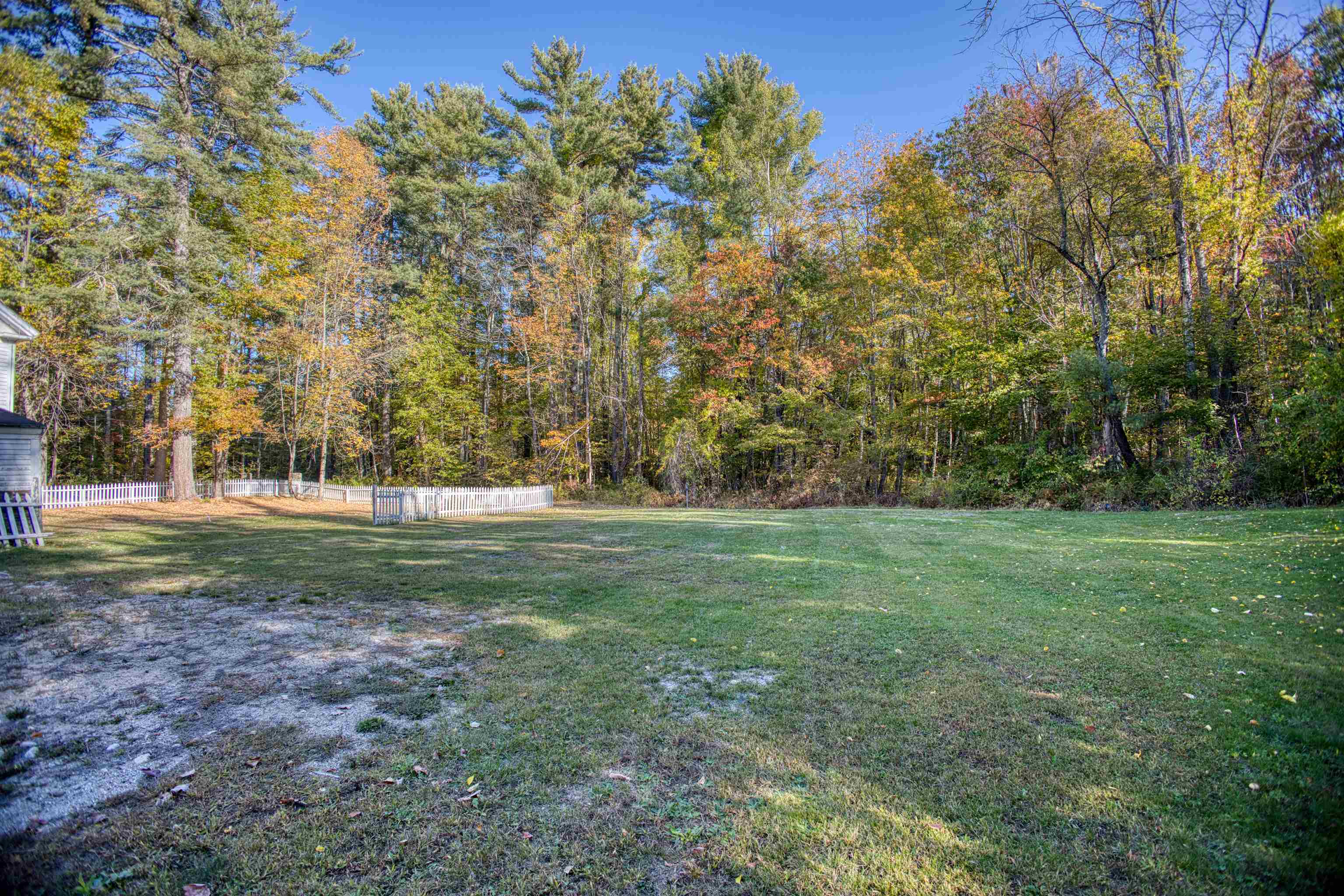 623 Province Lake Road Effingham, NH 03882 - Photo 7 of 40