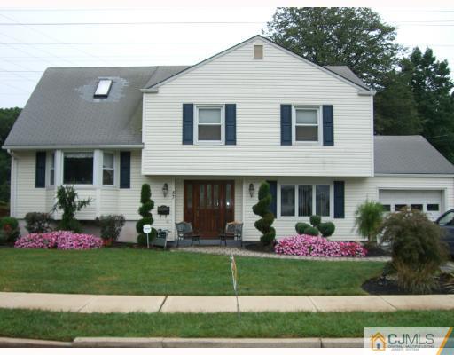 37 Hill Road Edison, NJ 08817 - Photo 1 of 8