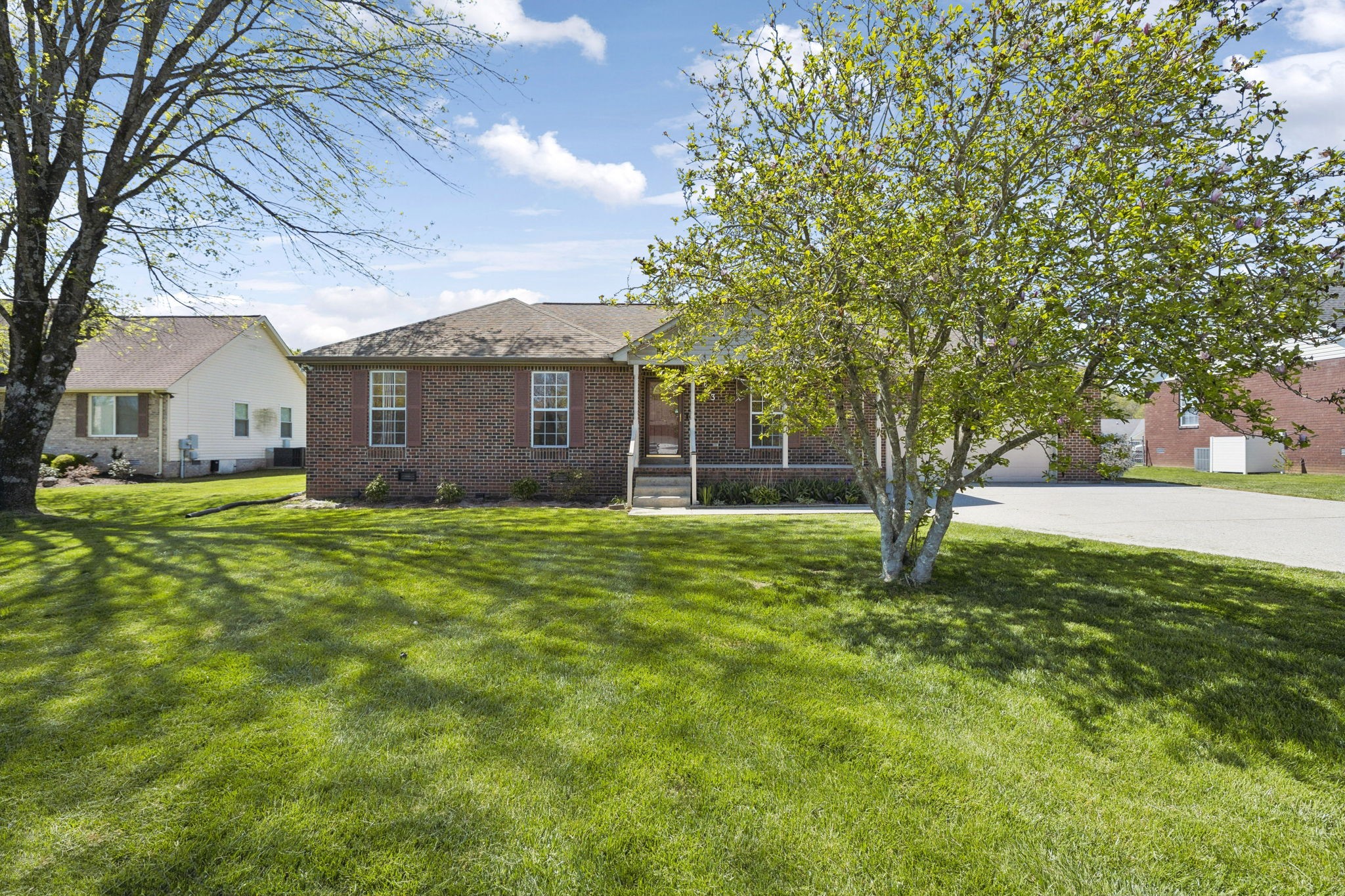 623 Audrey Road Mount Juliet, TN 37122 - Photo 3 of 27 a view of house with a big yard