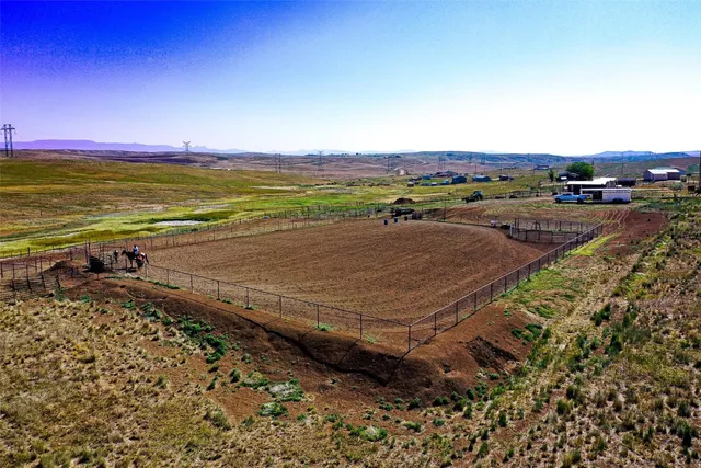 a view of an ocean view