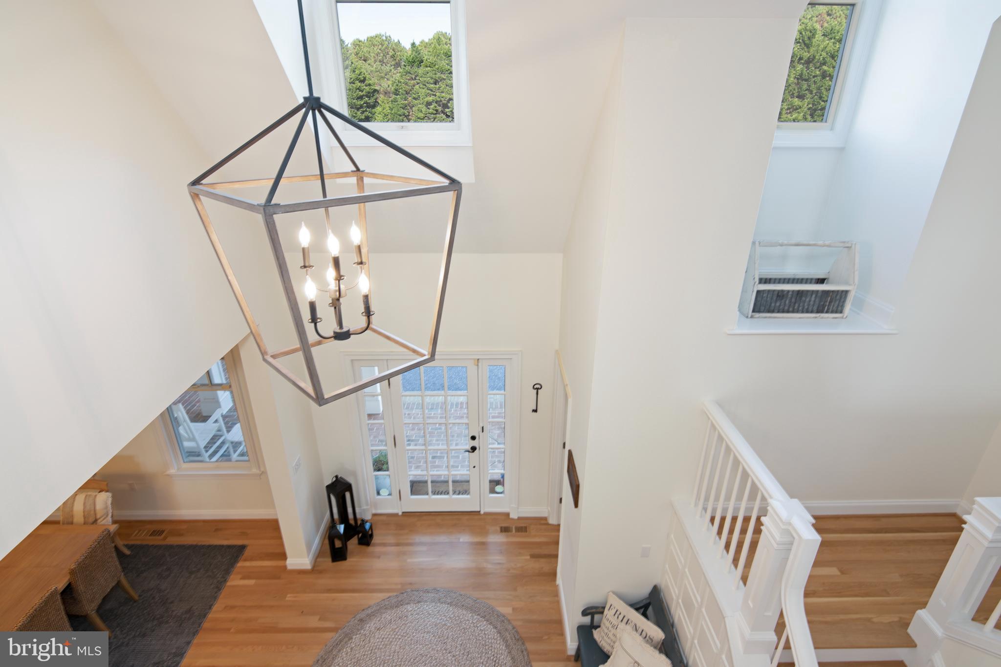 26561 North Point Road Easton, MD 21601 - Photo 52 of 60 Lots of natural light